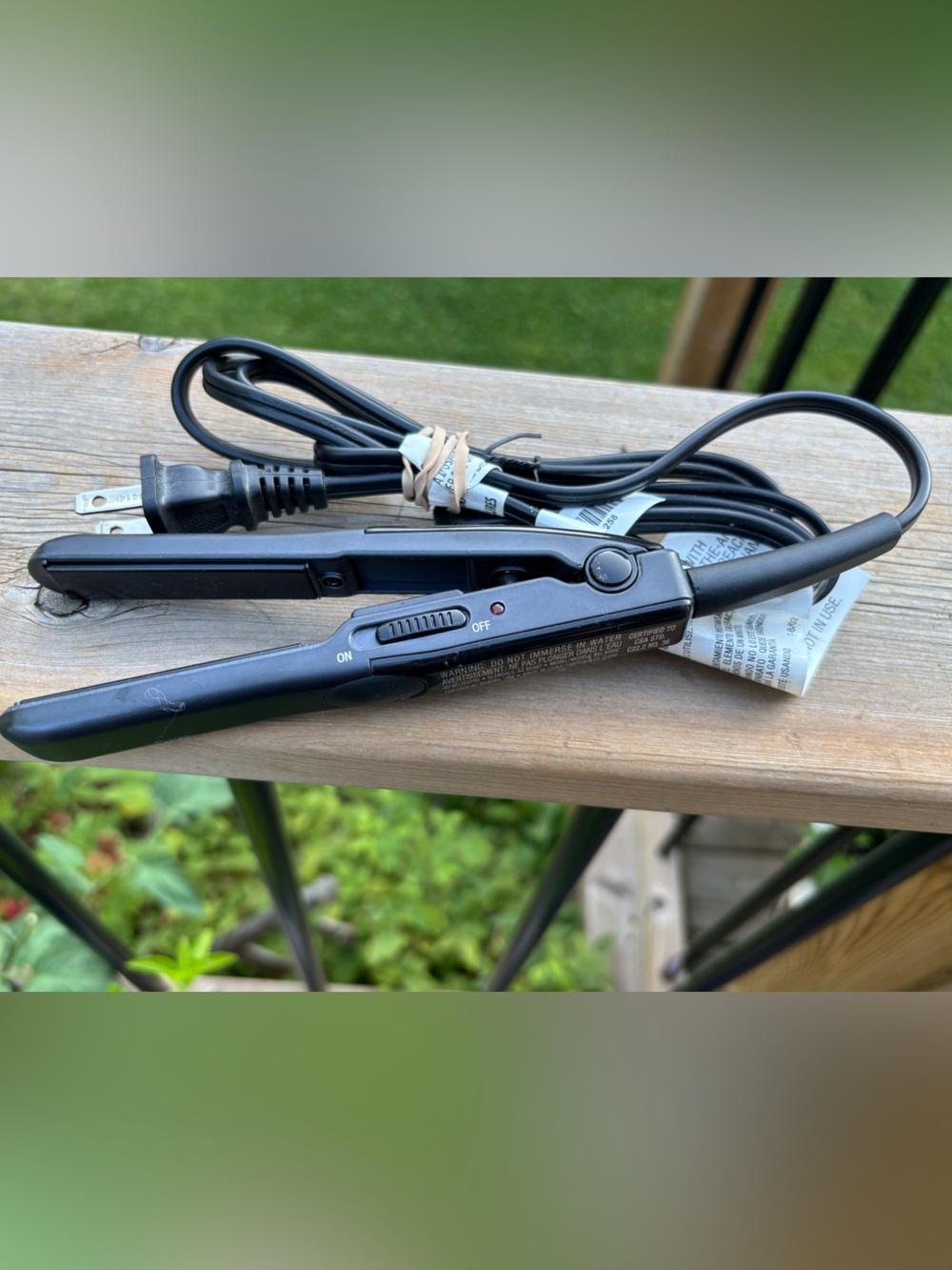 BeLissPRO 1/2" Titanium Travel Mini Hair Straightener